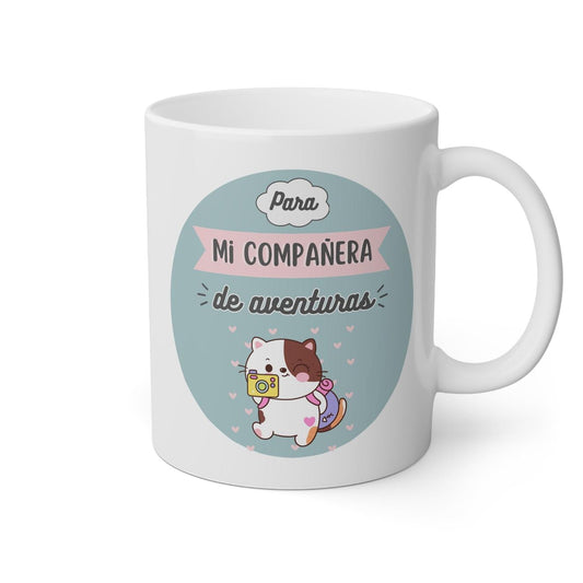 Taza blanca con la frase para mi compañera de aventuras