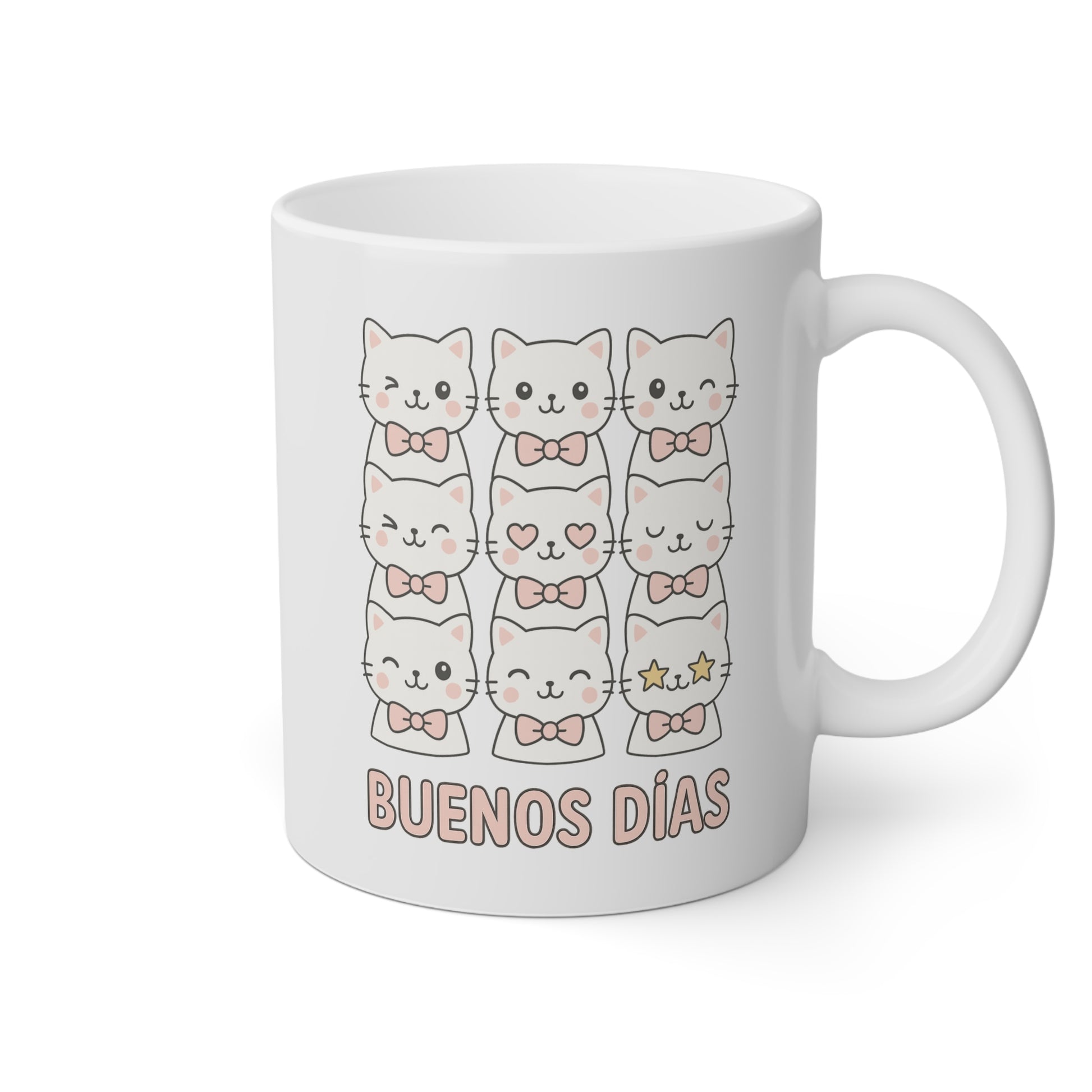 Taza blanca con muchos gatitos adorables y la frase buenos días