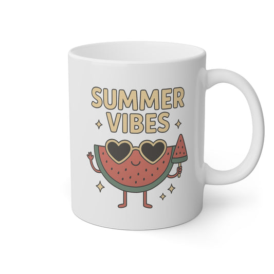 Taza blanca con una sandía con un helado y la frase Summer Vibes