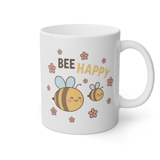 Taza blanca con abejitas y flores y la frase bee happy