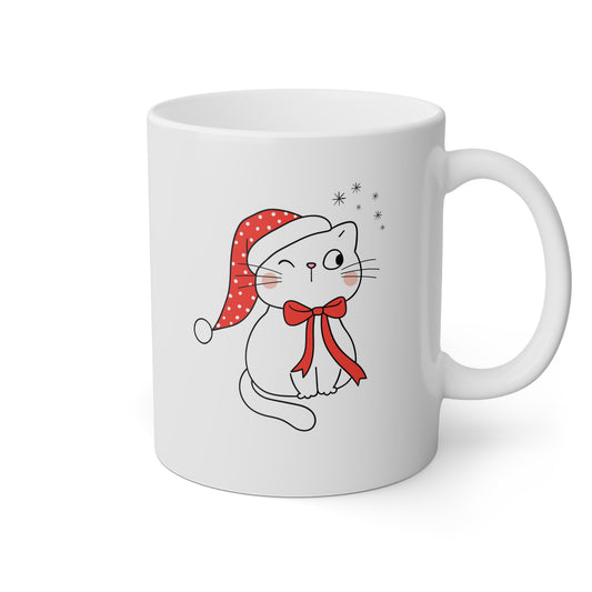 Taza blanca con un gatito con un gorrito de Navidad