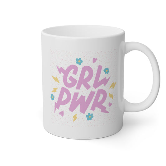 Taza blanca con la frase girl power